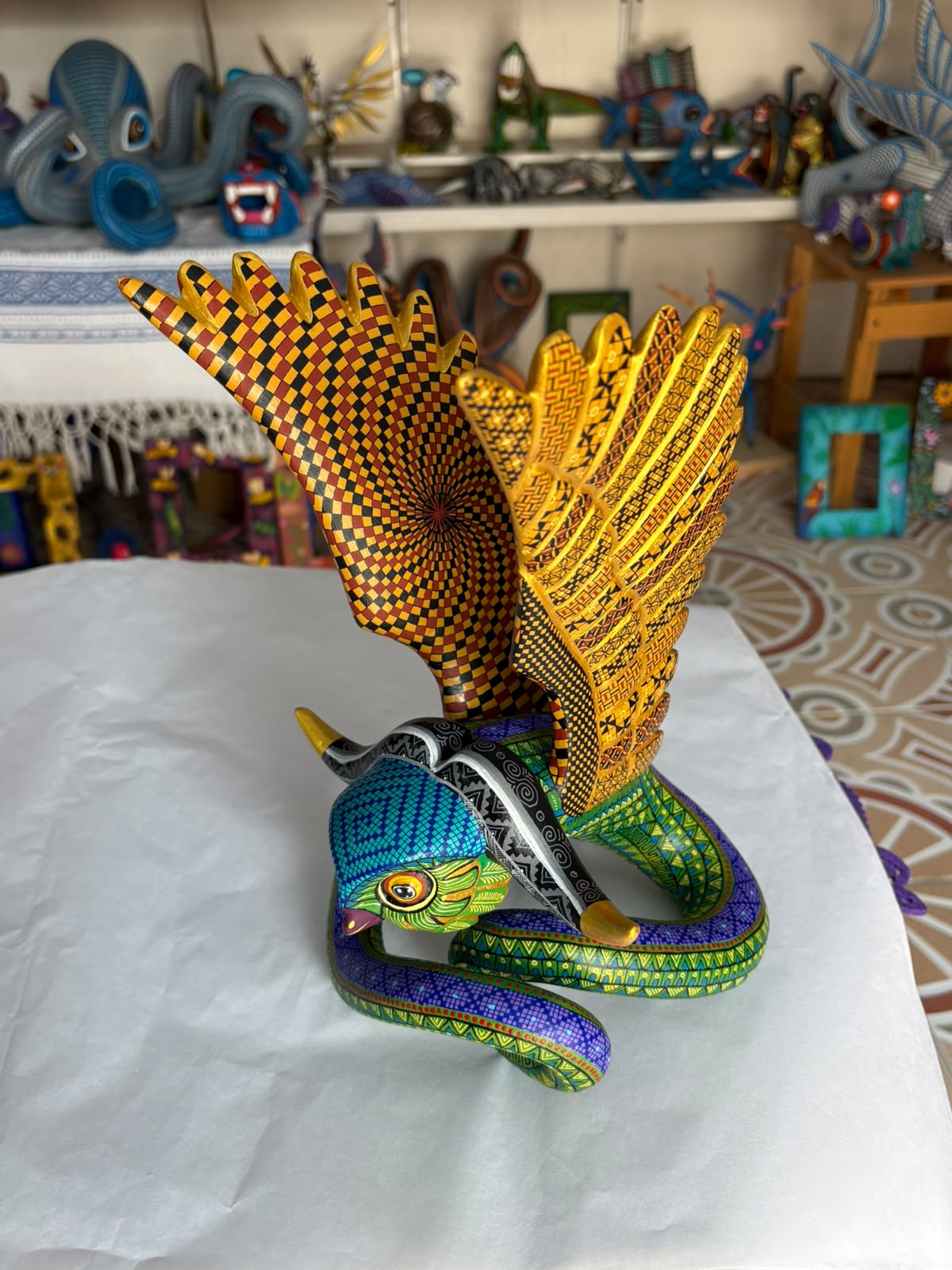 Águila Toro y Serpiente Alebrije