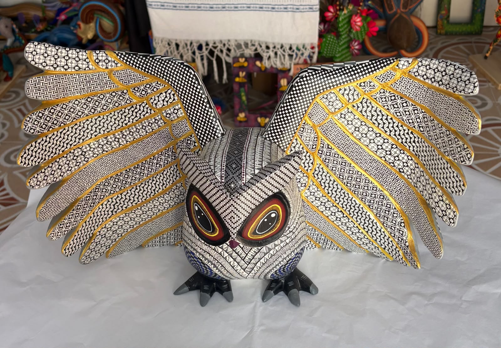 Búho Alebrije de Copal